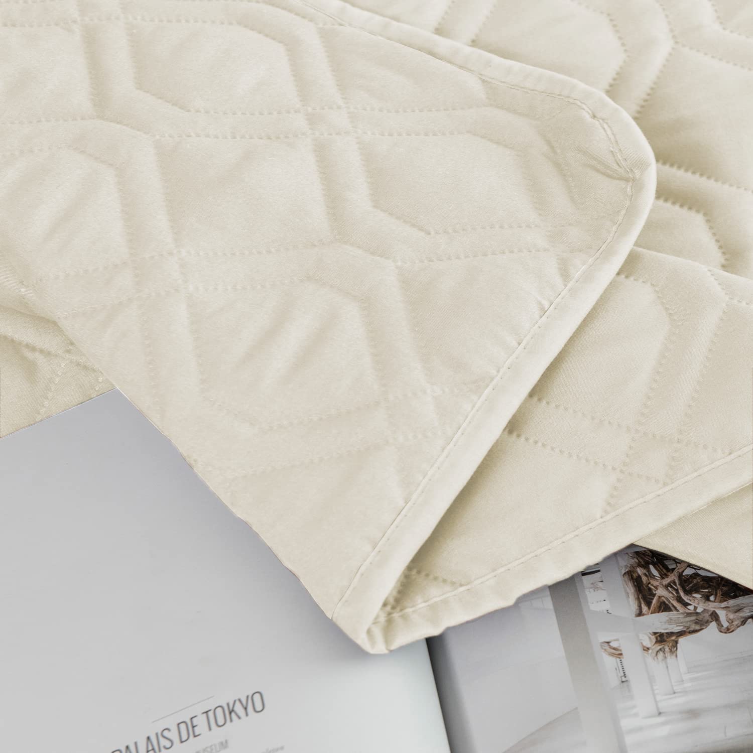 Ameritex close-up of durable stitching on the reversible blanket