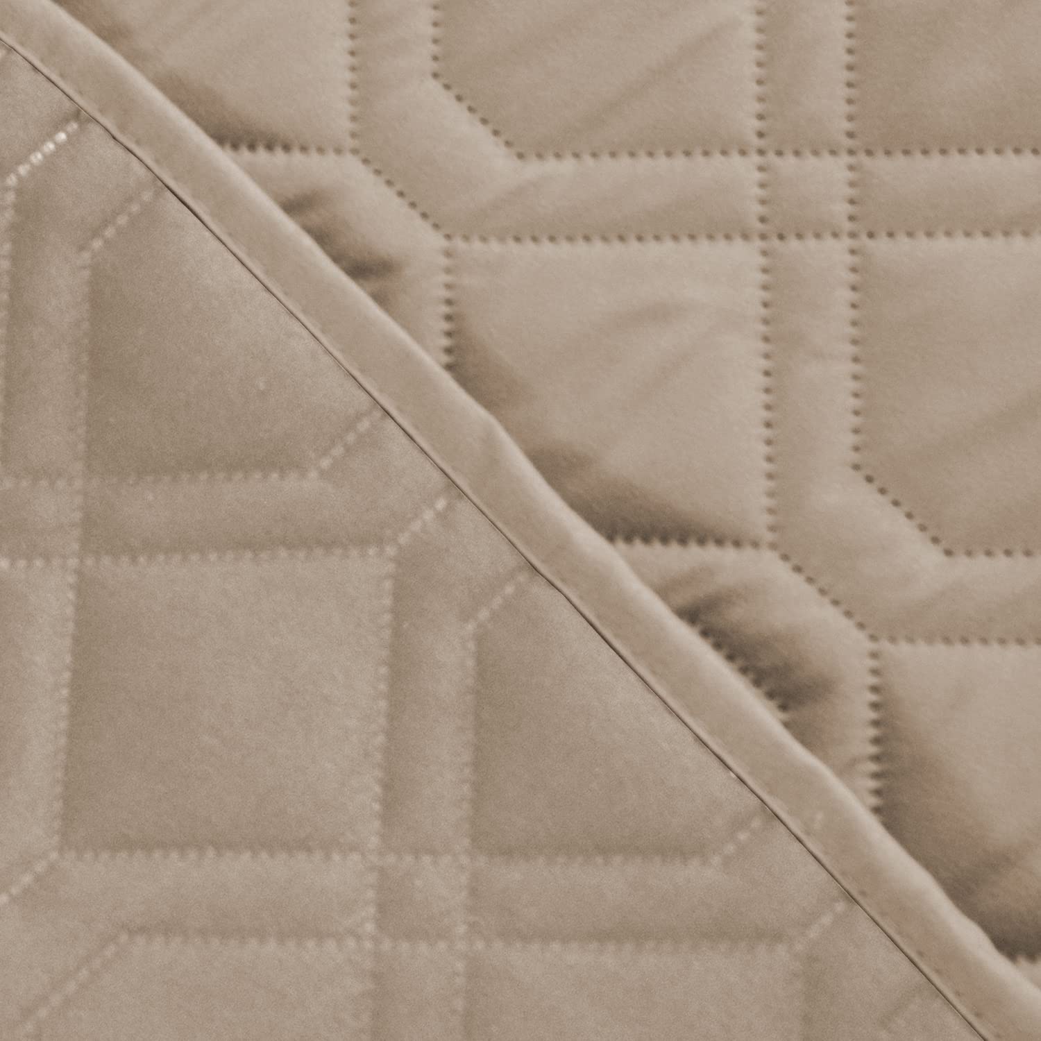 Ameritex easy-care blanket ideal for busy homes