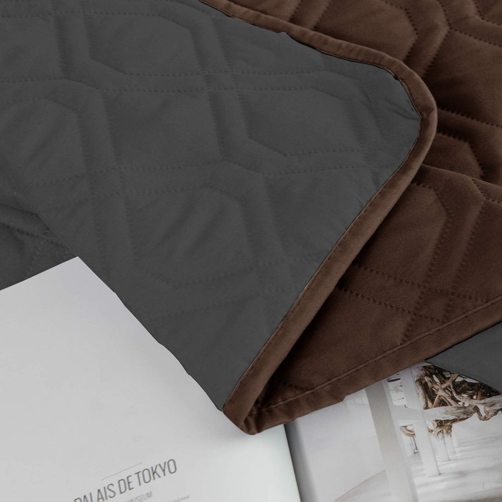 Ameritex waterproof dog bed cover with reversible colors protects upholstery.