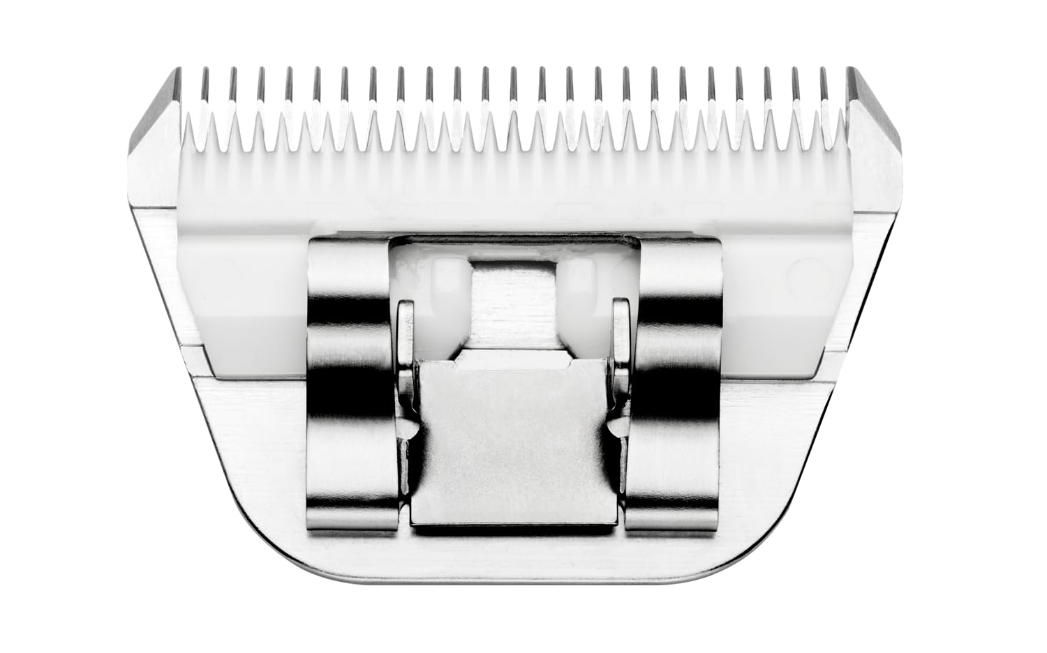 Andis ceramicEDGE 5FW blade in use for large dog grooming for faster results.