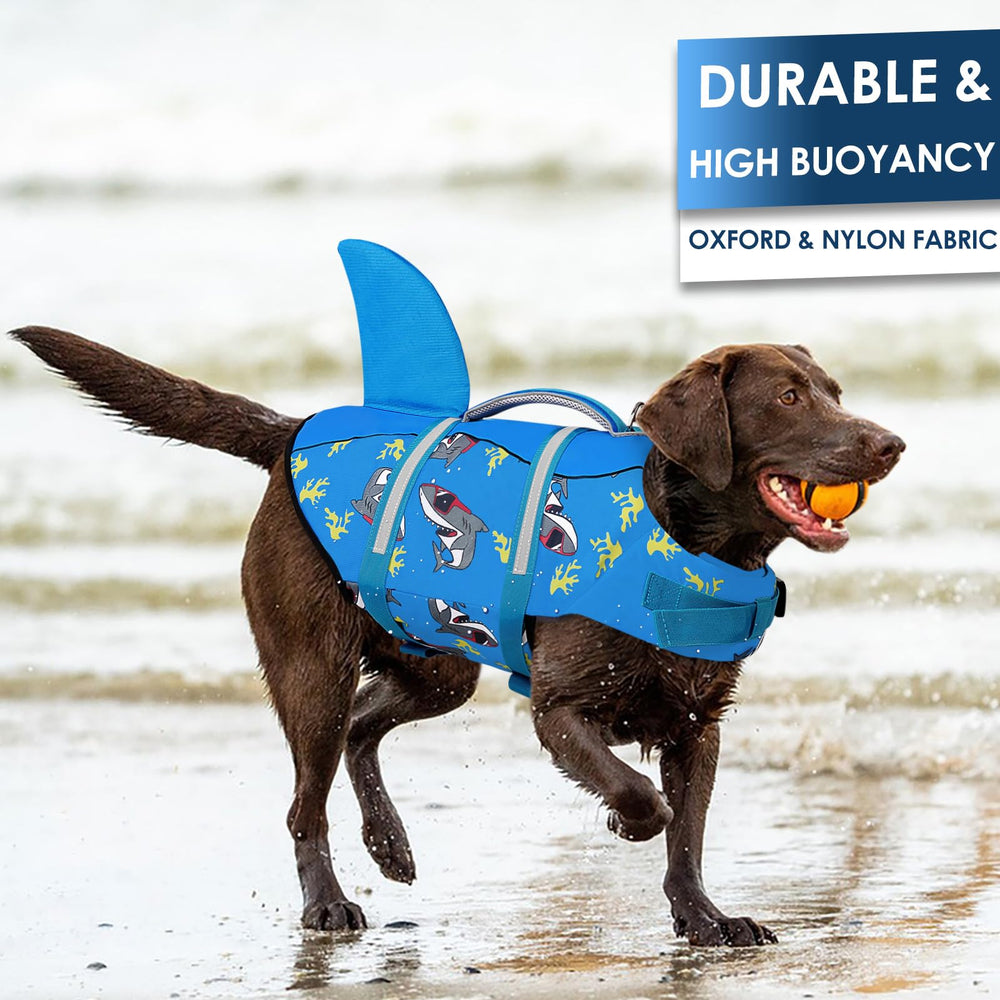 AOFITEE dog life jacket rescue handle close-up highlights easy water assistance.