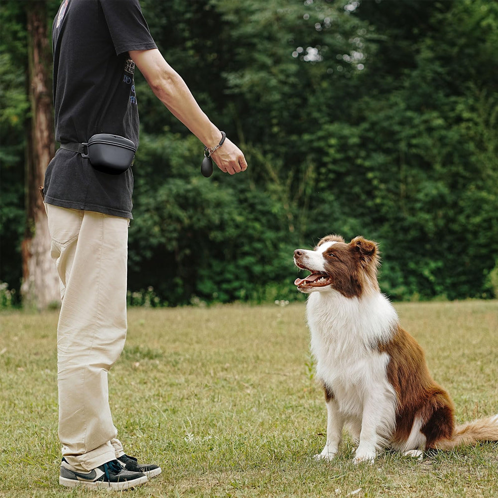 AOKLANT auto-close design prevents spill while on training walks.