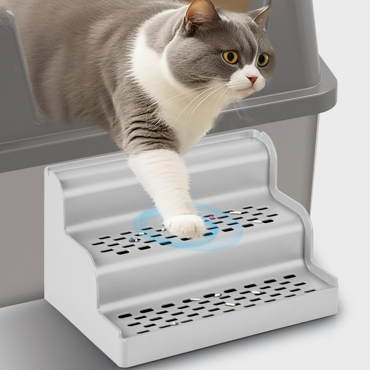 Aothey Litter Box Step dual-step-ramp aids safe, gradual access for seniors
