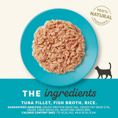 Applaws cat enjoying tuna in broth highlights moisture-rich dining for cats.