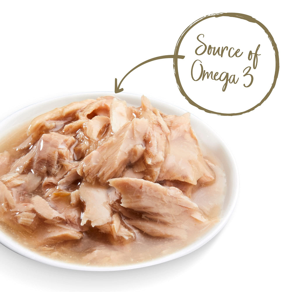 Applaws ingredients label focusing on limited ingredients for simple meals.