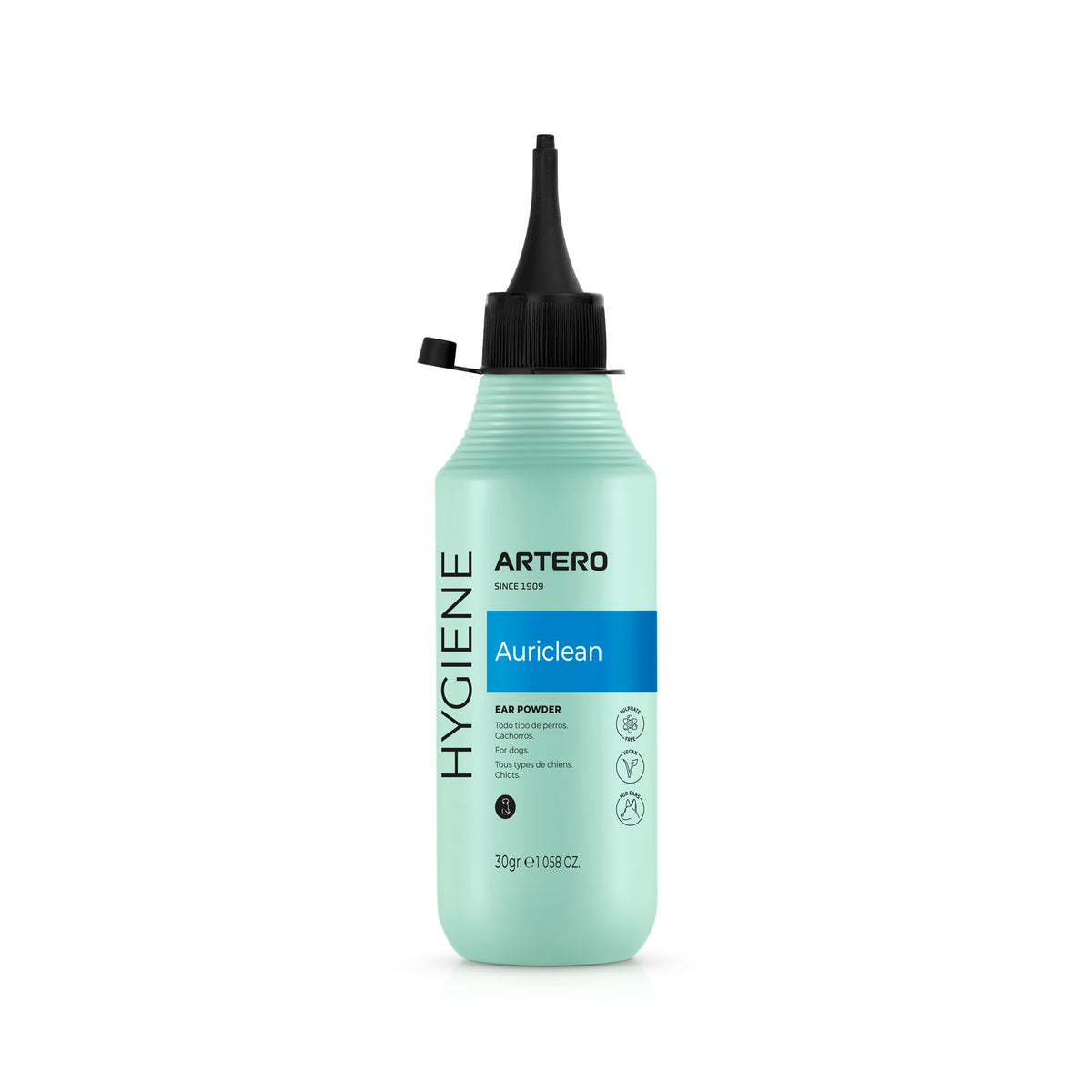 Artero Auriclean ear powder application demonstrates easy use for drying the ear canal.
