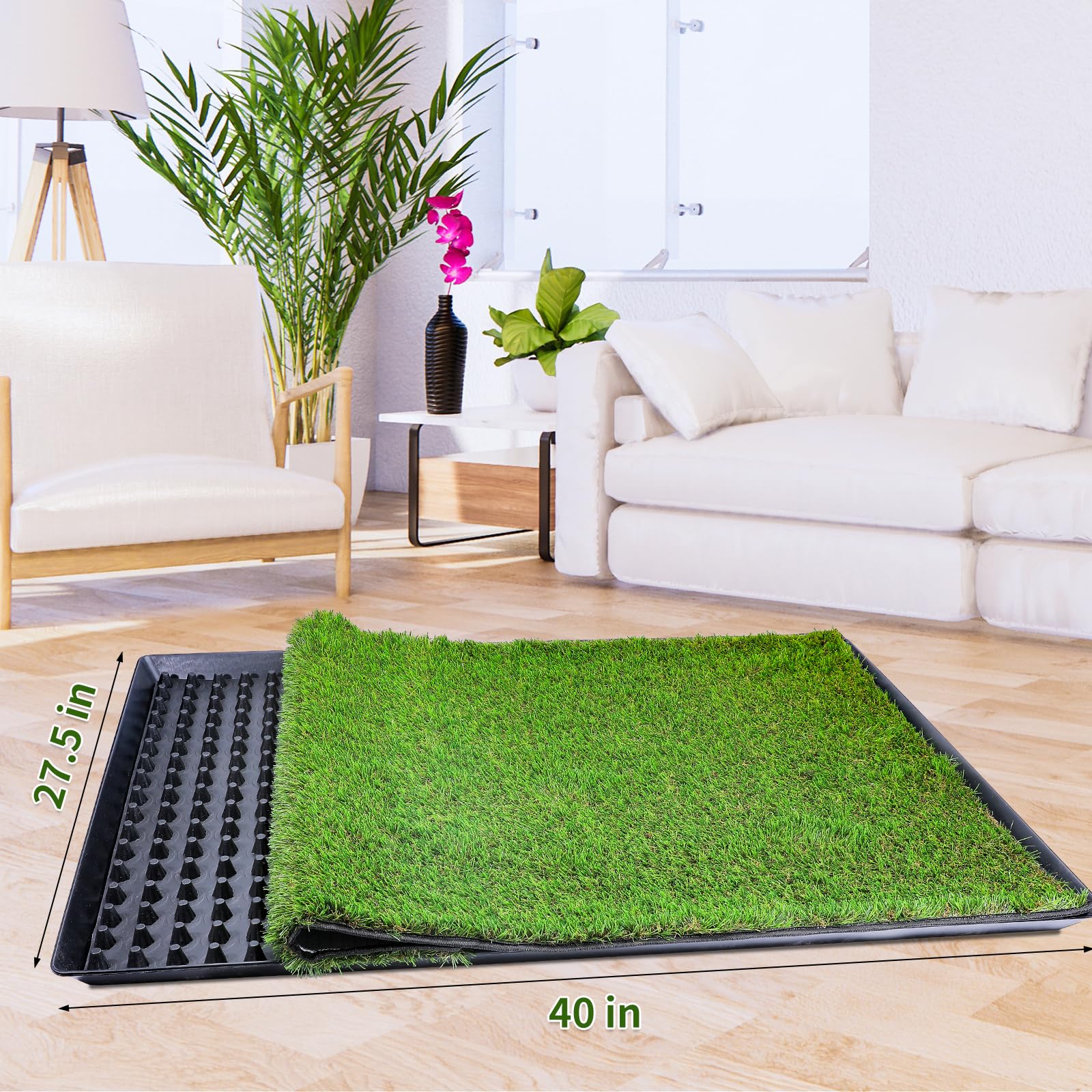 ASKIZ soft turf offers a natural-feel surface for quick potty breaks.