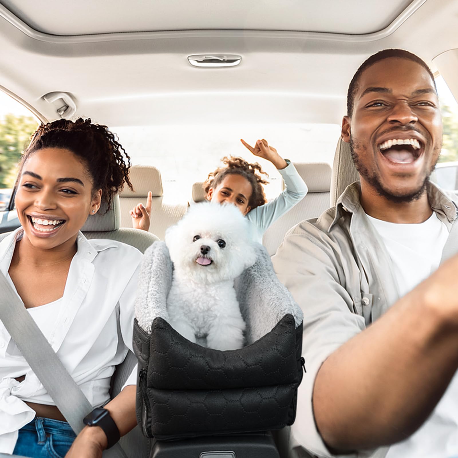 AtawLege built‑in leash keeps pets safely restrained during car trips.