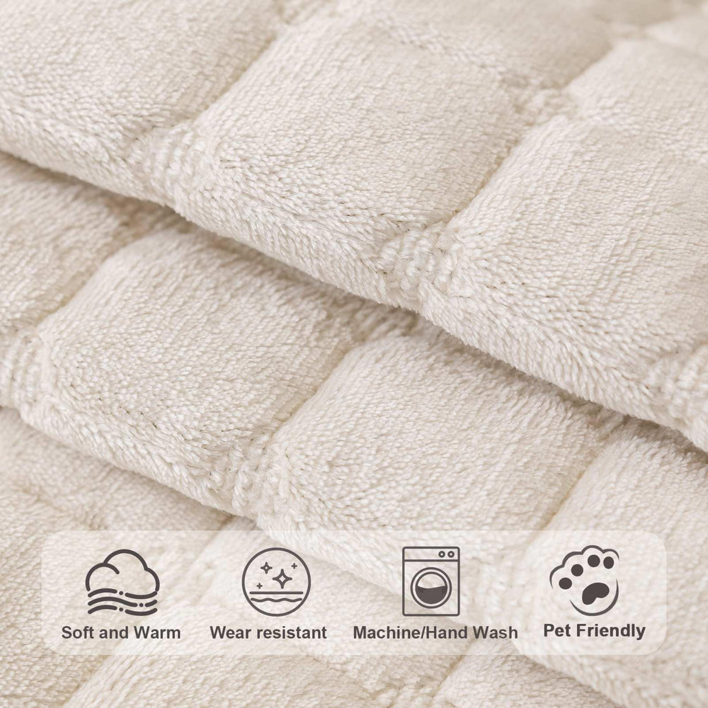 Aucrovee Velvet couch cover demonstrating easy-clean, machine washable care.