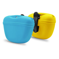 AUDWUD silicone dog treat pouch showing safe-to-contact treats in a compact on-the-go design