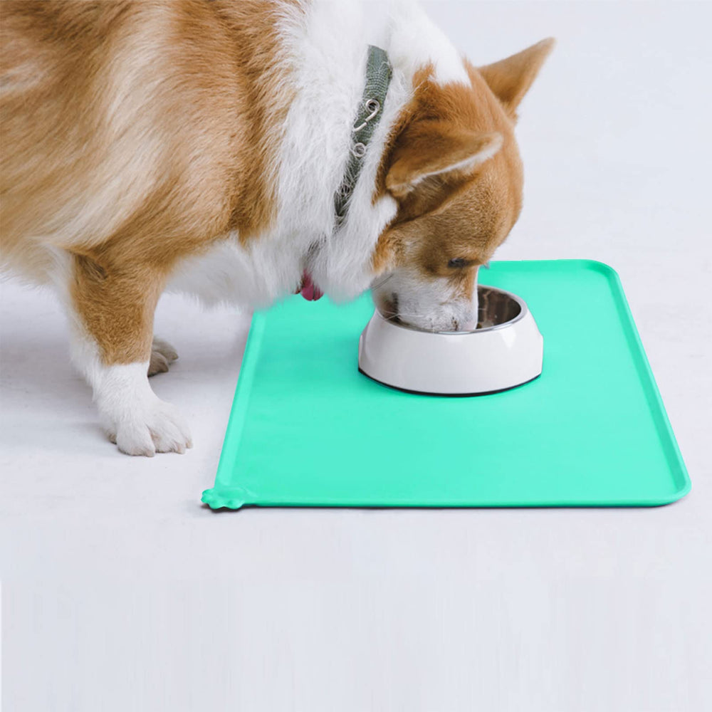 AUDWUD silicone mat in kitchen or feeding area protects floors from spills