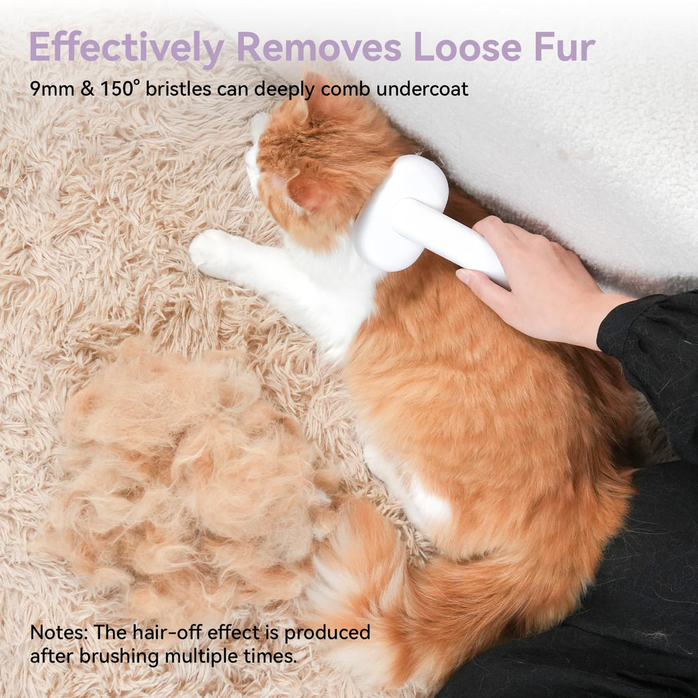 Aumuca brush in use on cat shows gentle grooming with minimal tugging