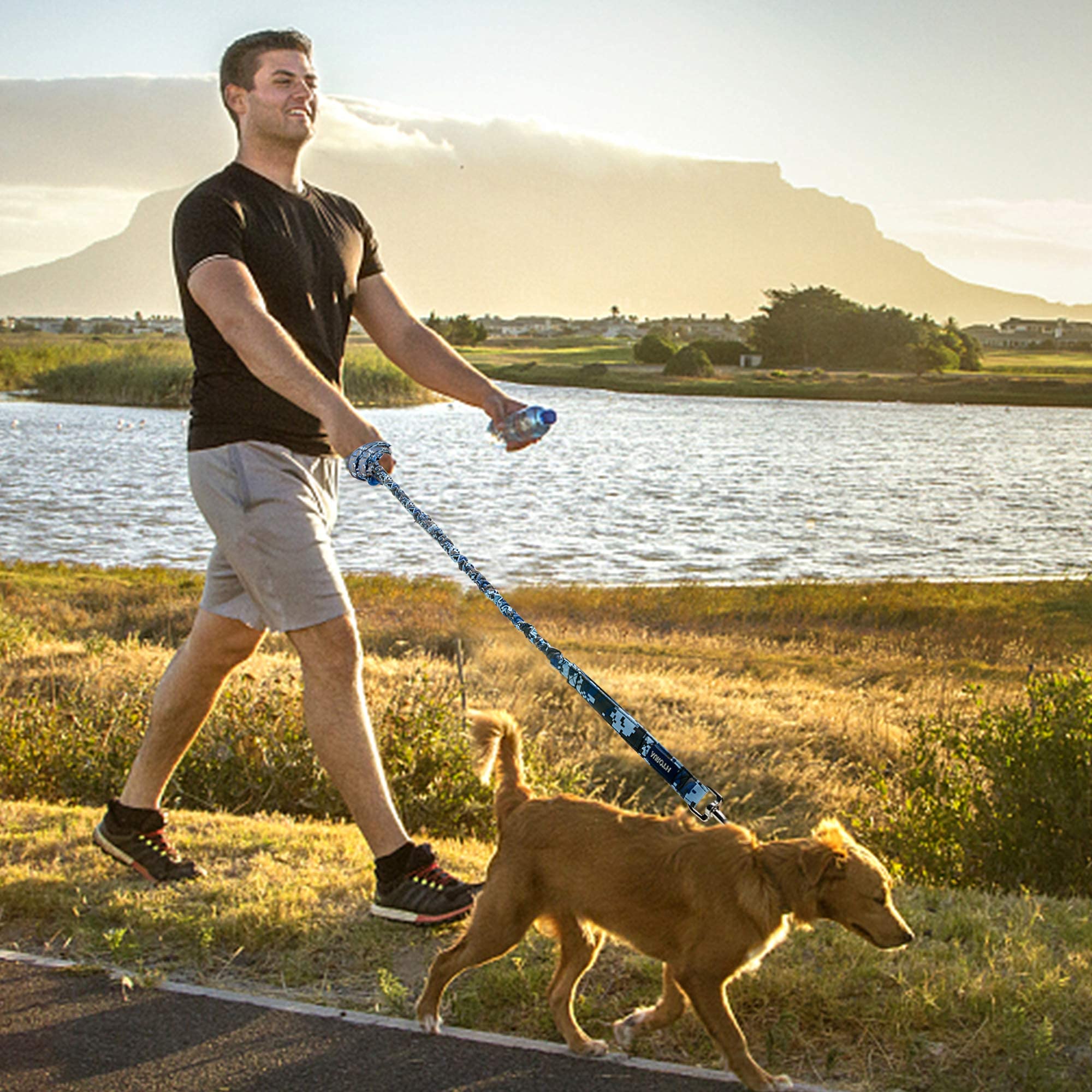 AUROTH heavy-duty dog leash six-foot length suitable for varied activities.