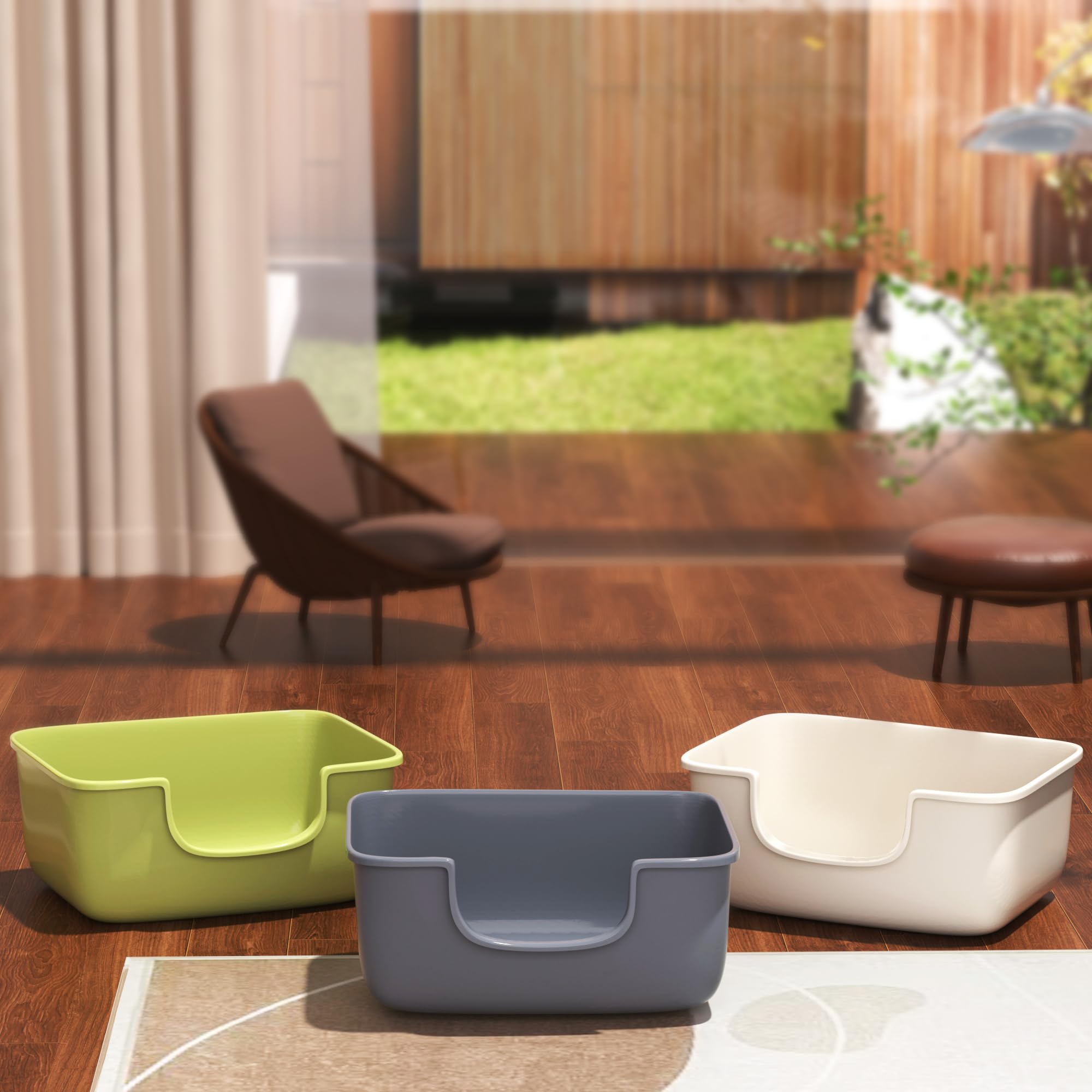 AVIUIA spacious litter box design provides room for comfortable use by larger cats.