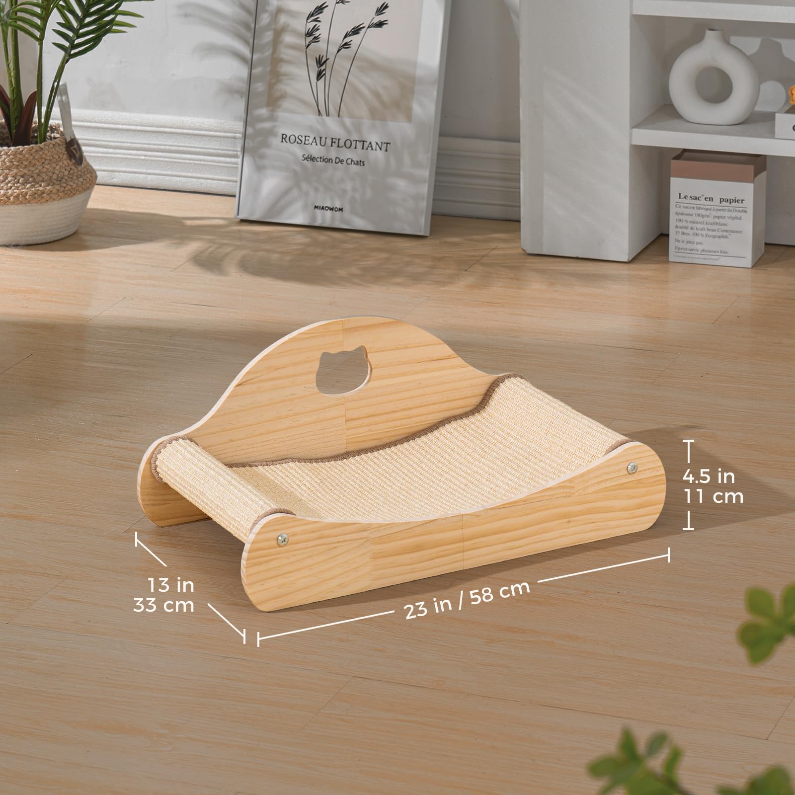 Avont Sisal Cat Scratcher Bed pine frame detail emphasizes durability.