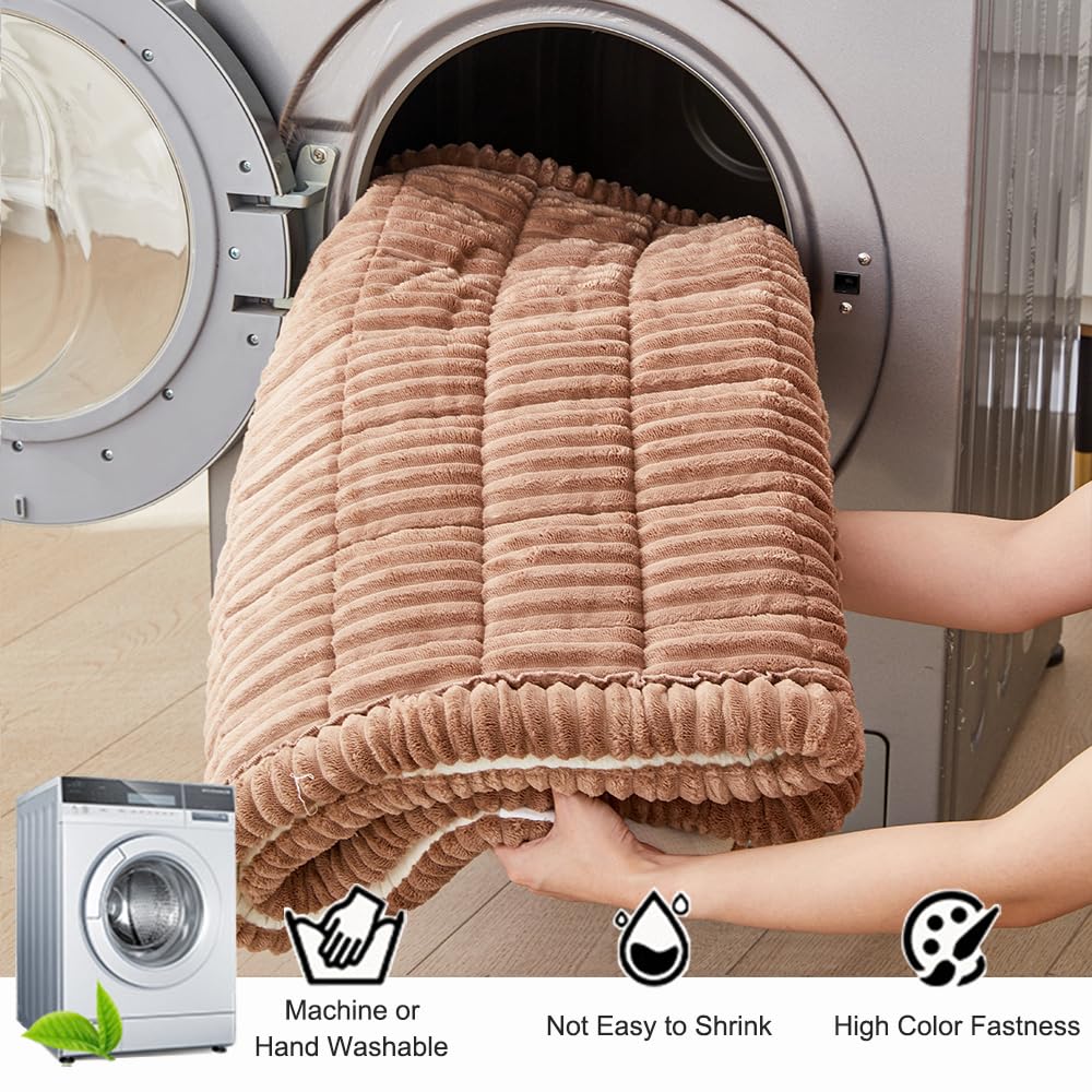 Awjcsv car seat protector demonstrates machine-washable convenience.