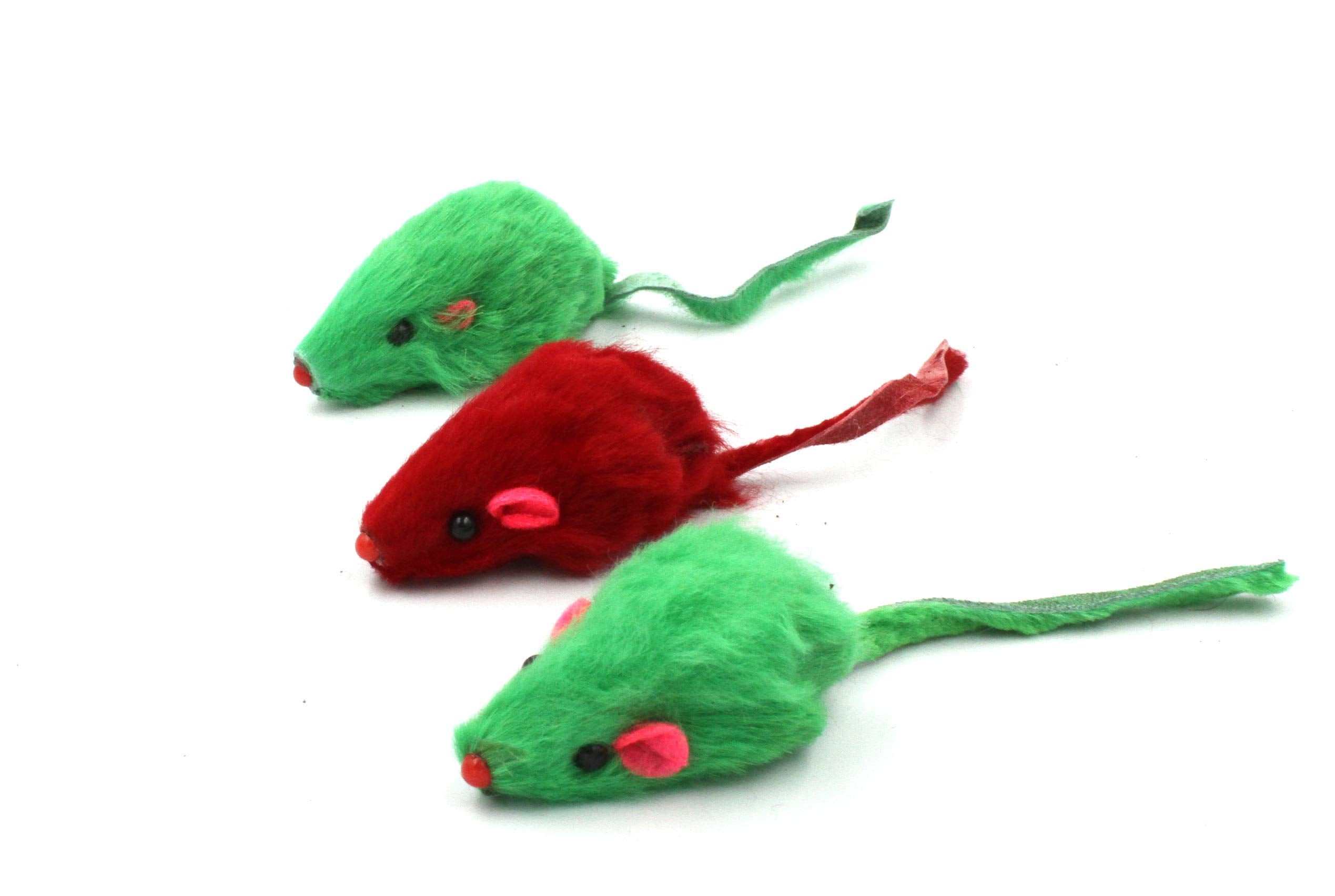AXEL PETS interactive cat toy mice in action—promotes active play