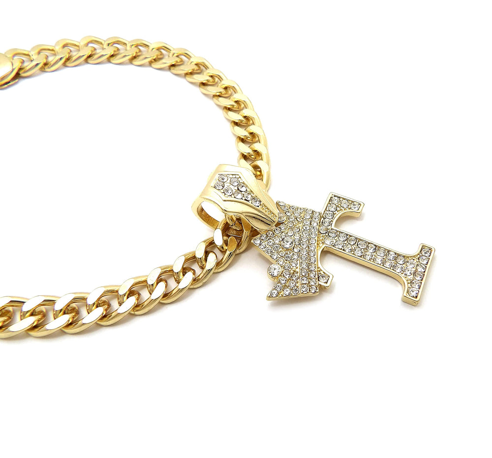 BA UNIQUE FASHION personalized initial option showcased on necklace