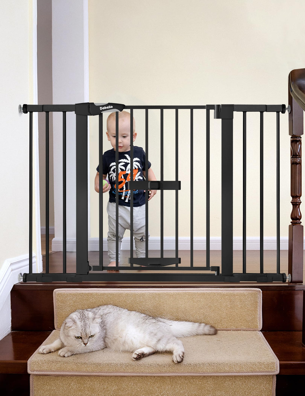 BABELIO 29-48 inch extra-wide gate with secure, adjustable width for wide openings.