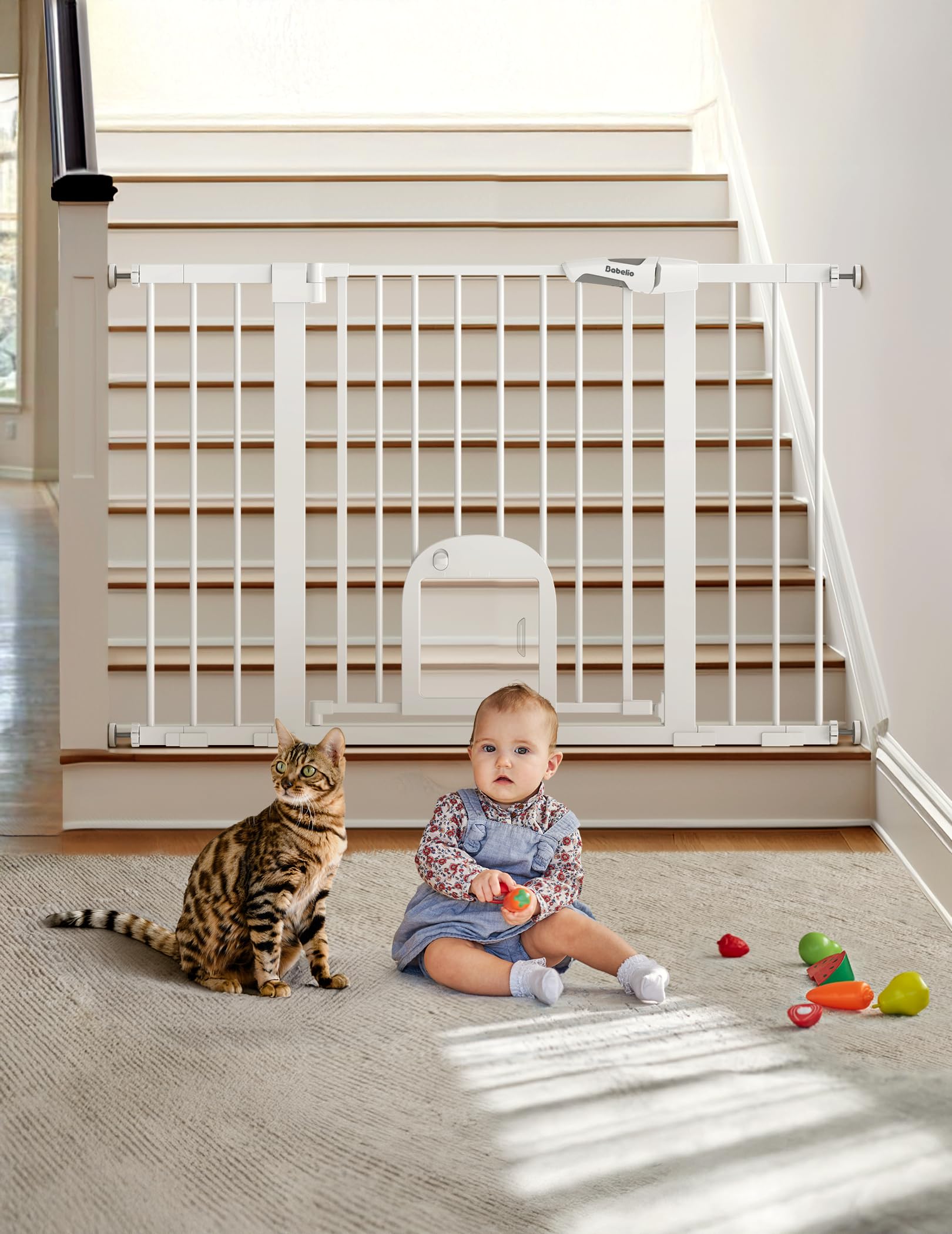 BABELIO stay-open feature enables easy passage when needed.