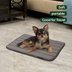 BALANCE anti-slip base keeps the crate mat secure for active pets.