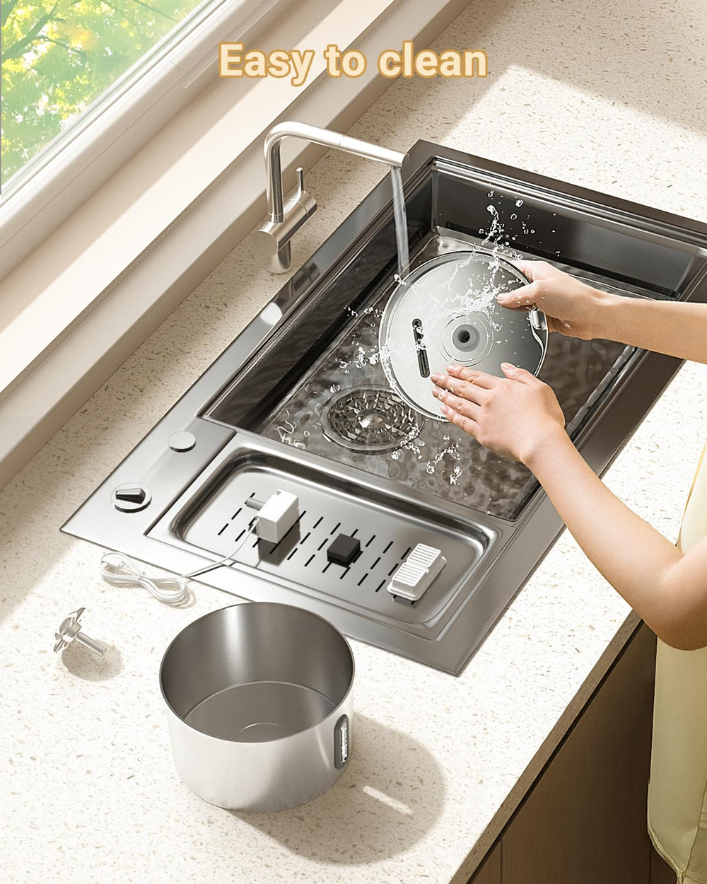 BalimoPet self-cleaning water cycle mimics streams to encourage drinking.