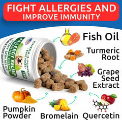 BARK&SPARK odorless chews held in paw highlight easy daily treats.