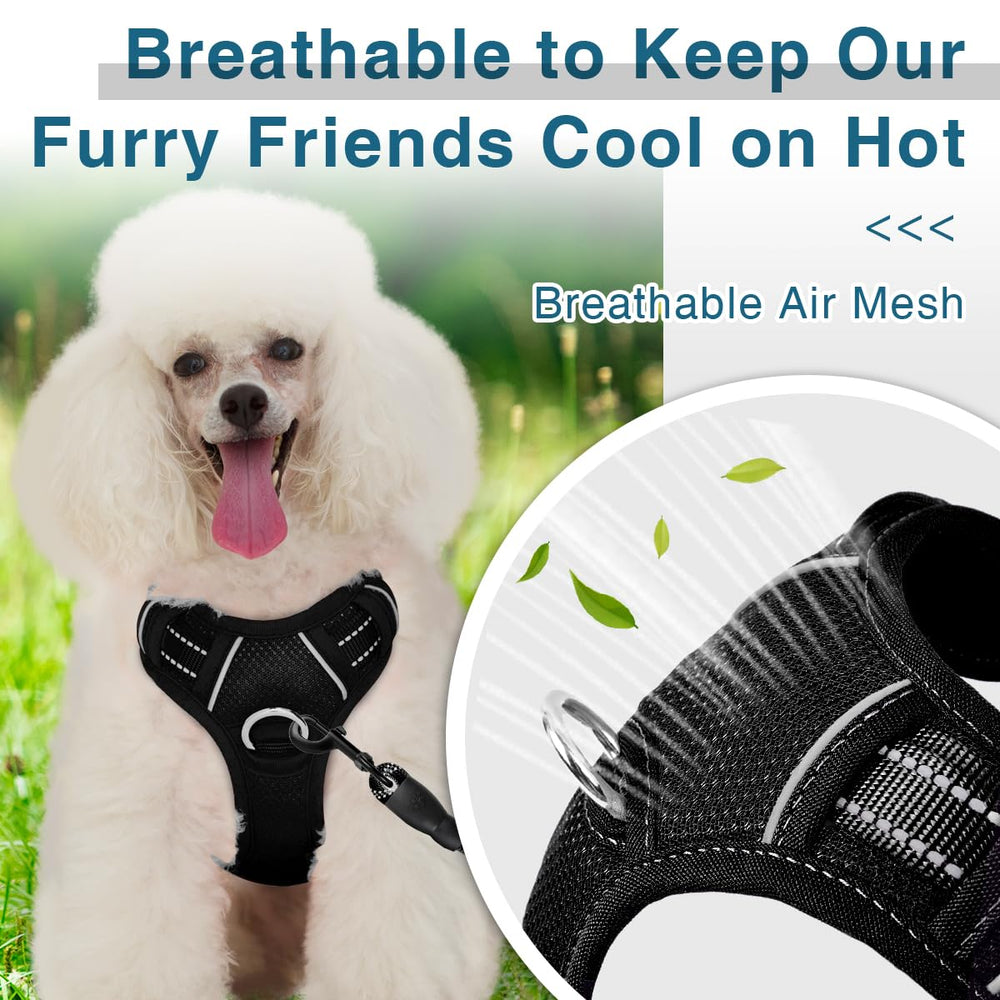 BARKBAY top handle provides quick control during crowded walks.