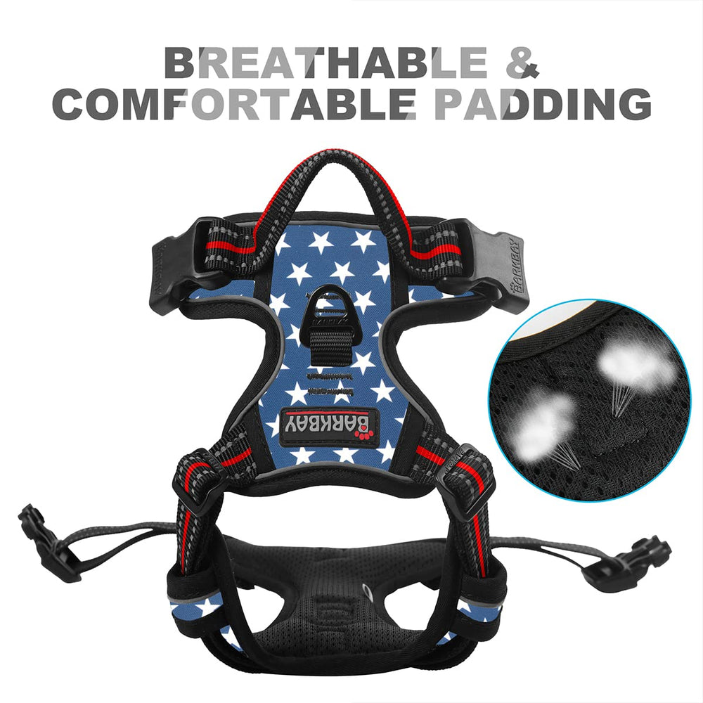 BARKBAY easy-on harness design simplifies putting on and adjusting.