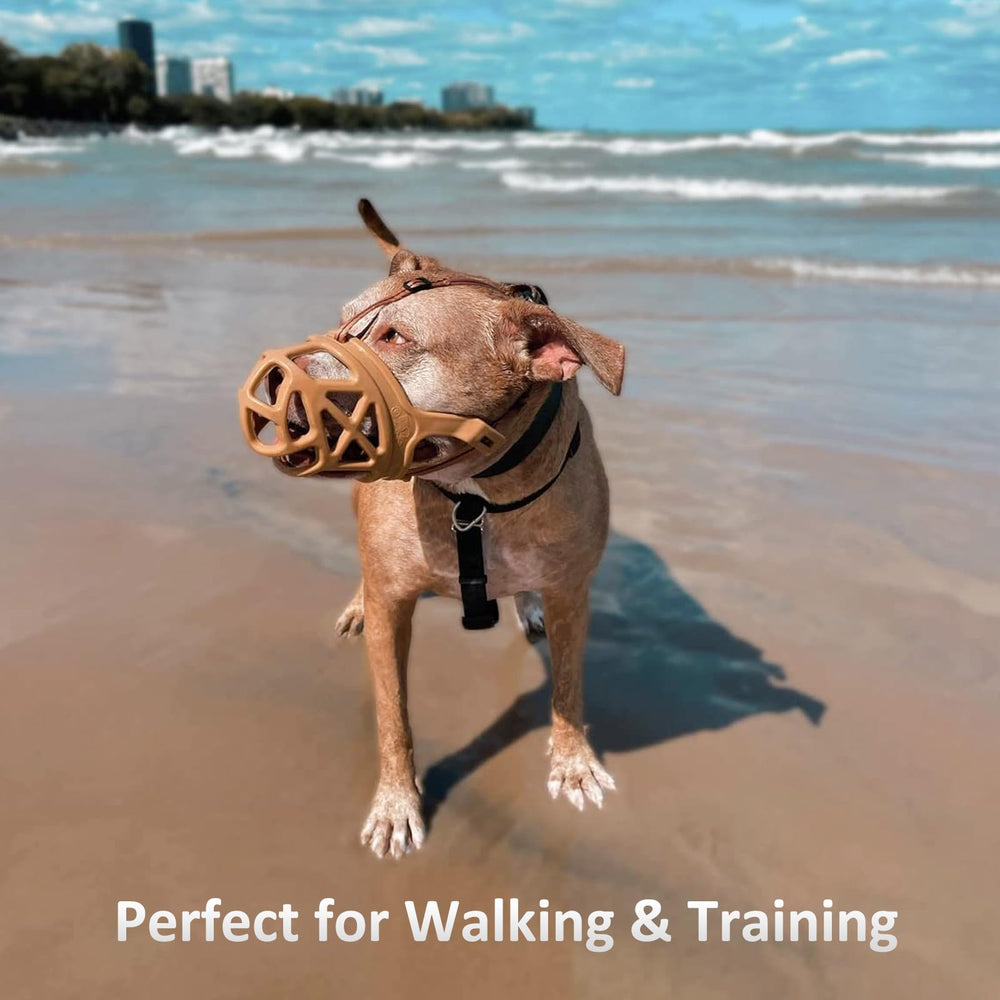 BARKLESS secure-fit prevents muzzle slippage during activity