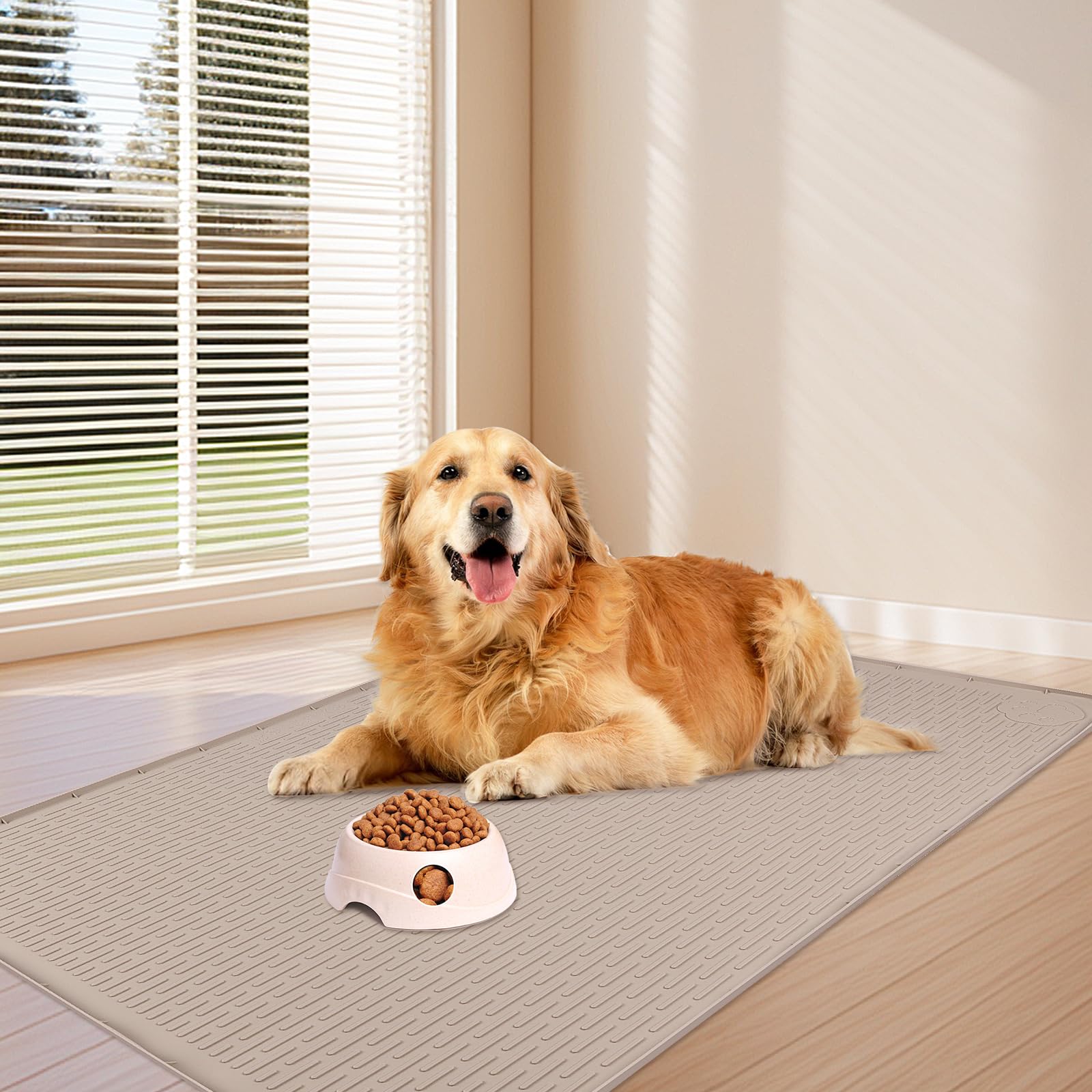 Bartuke mat under elevated bowls preventing drips on wood floors.