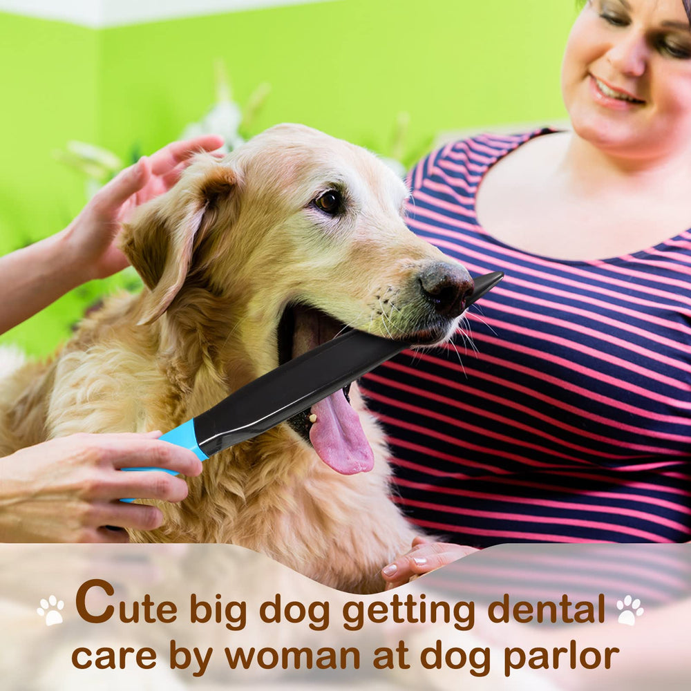BBTO dog break stick mouth-opening action supports chew management during practice