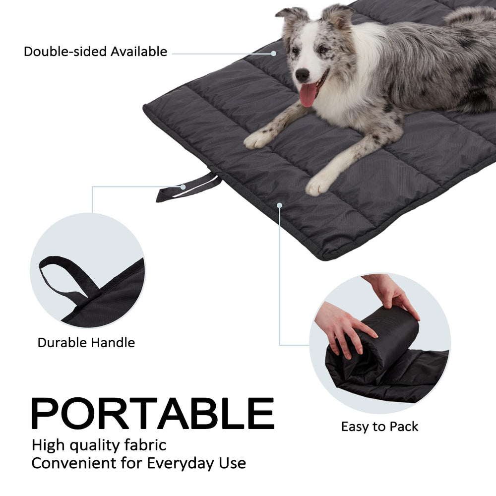 BDEUS dog bed used in a car as a versatile kennel pad.