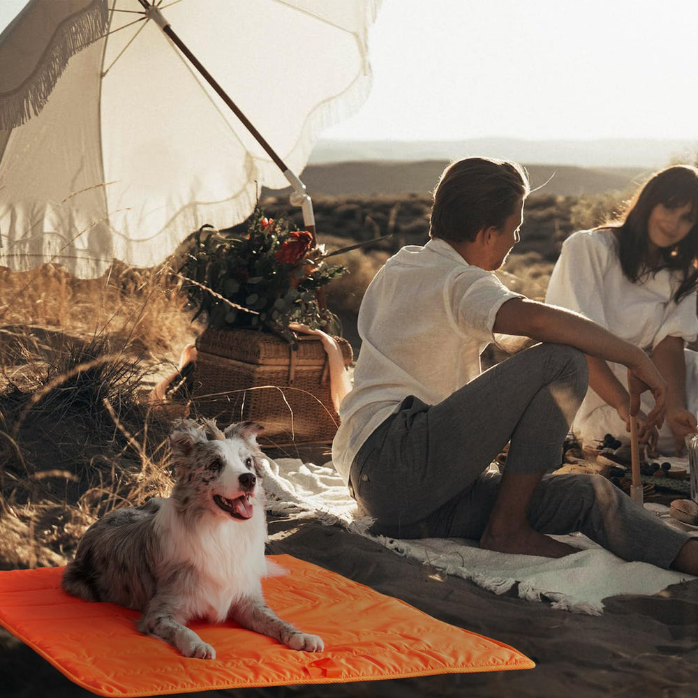 BDEUS thick cotton padding provides a soft, comfortable sleeping surface.