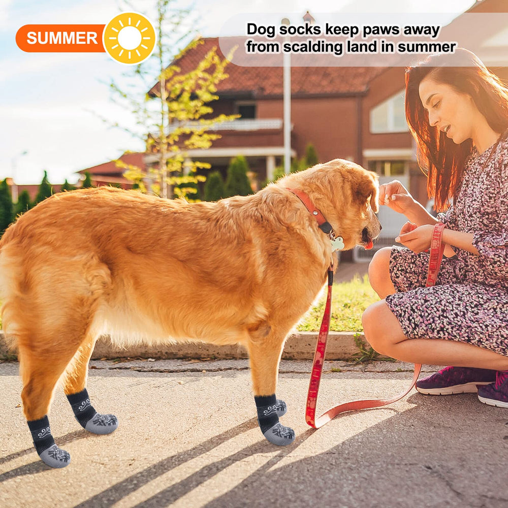 BEAUTYZOO dog socks protect floors from scratches on hardwood