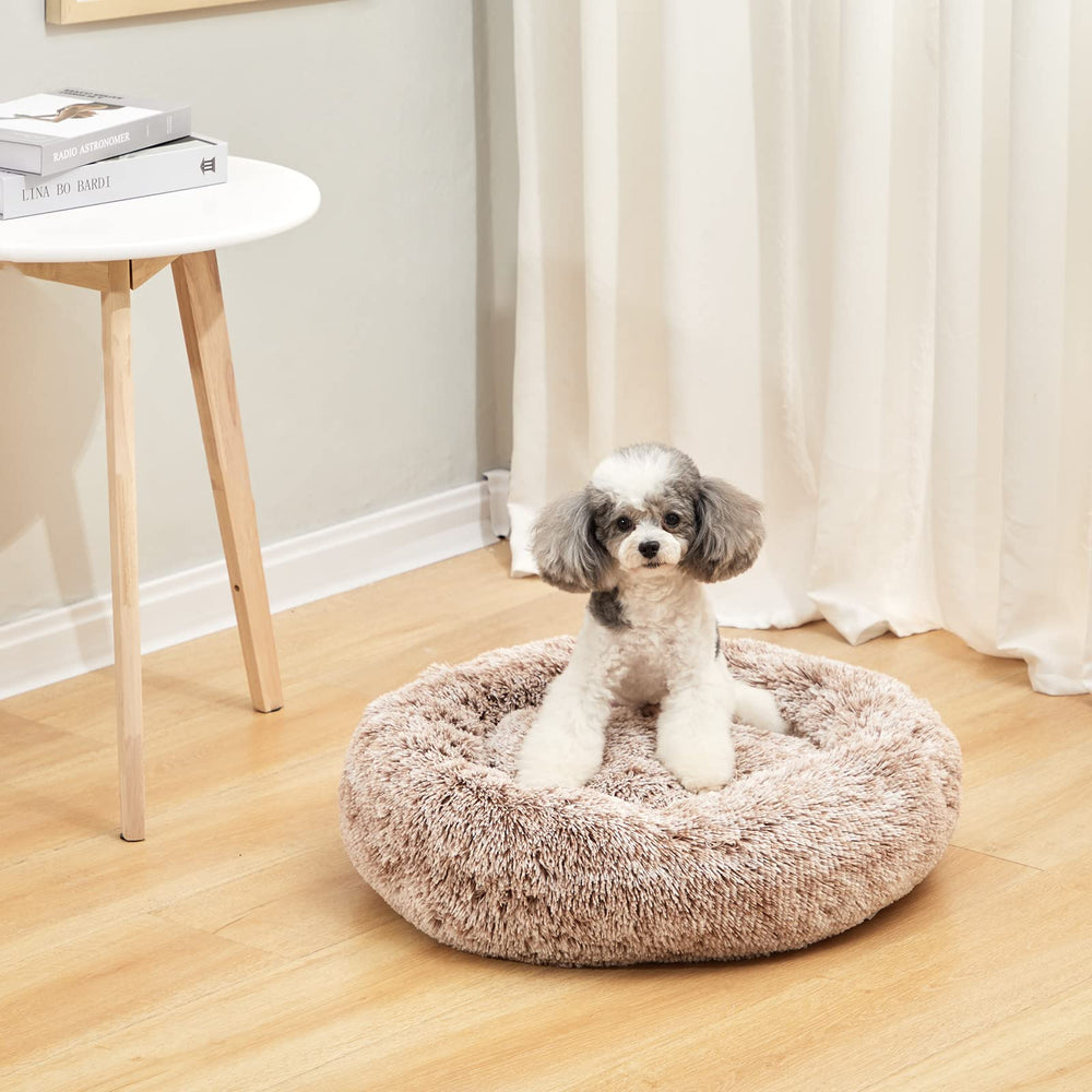 Bedfolks Calming Donut Dog Bed closeup-faux-fur highlights soft plush fur for warm, comforting naps