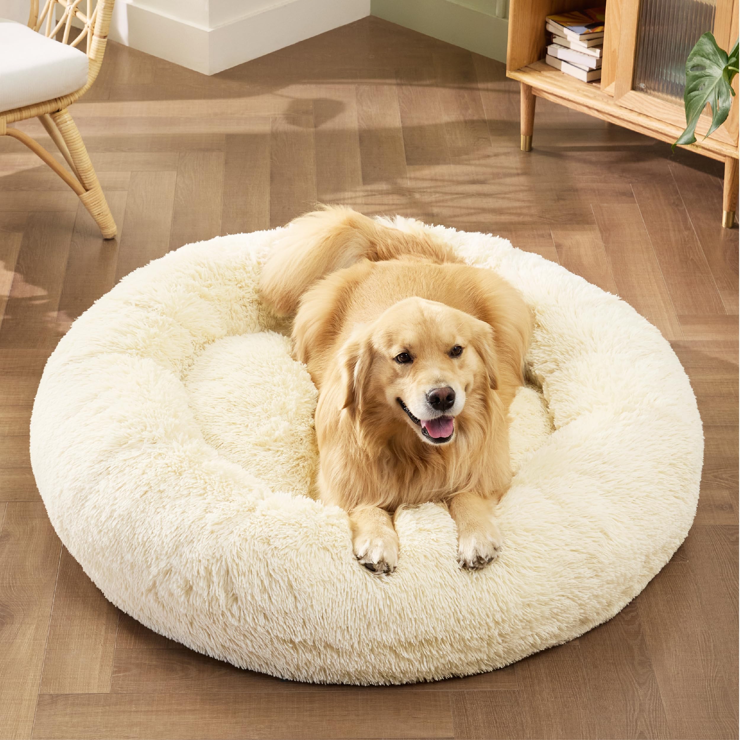 Bedsure calming dog bed plush fur detail suggests luxurious nap comfort