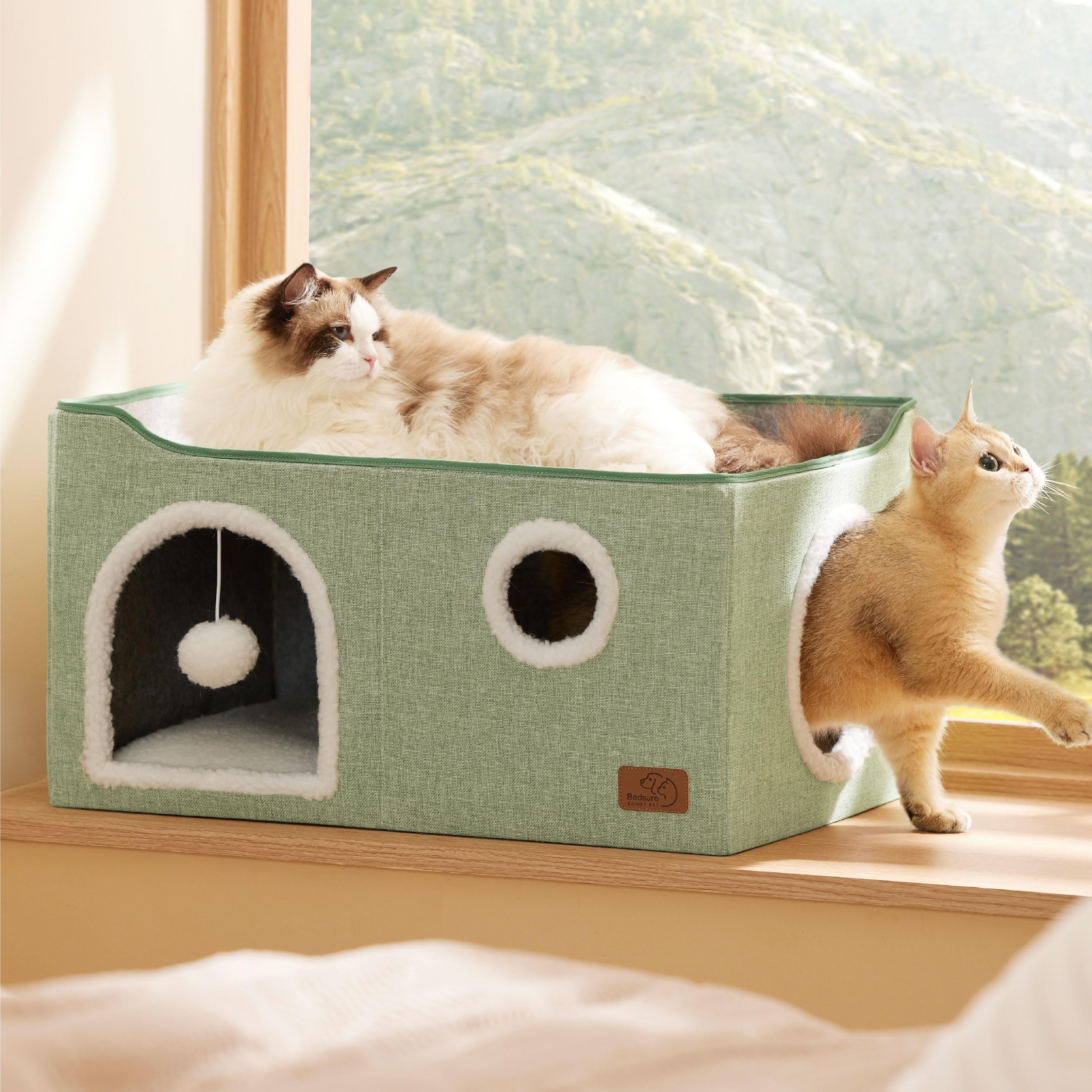 Bedsure cat bed removable cushions with machine-washable covers.