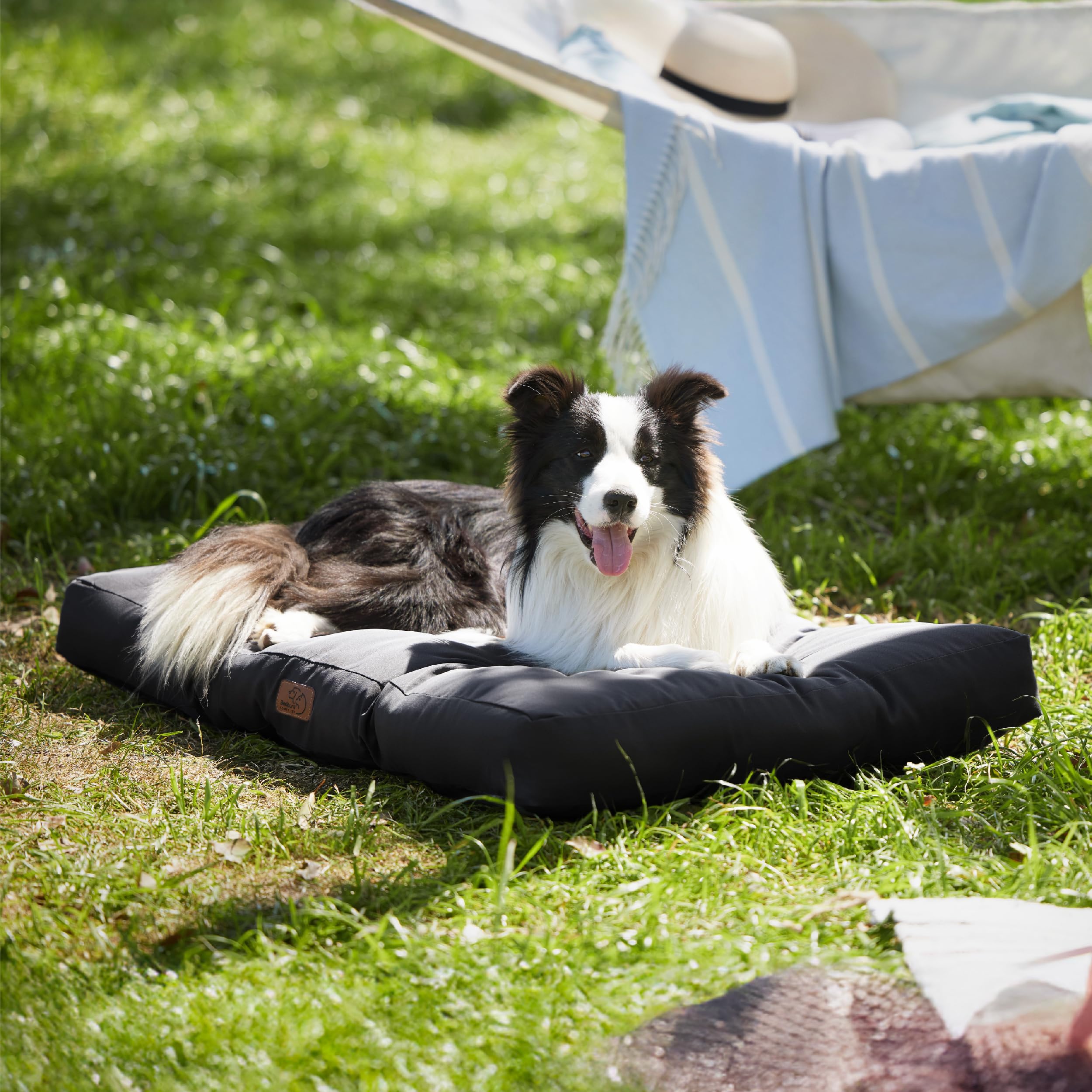 Bedsure minimalist design blends with home decor while giving pets a soft space.