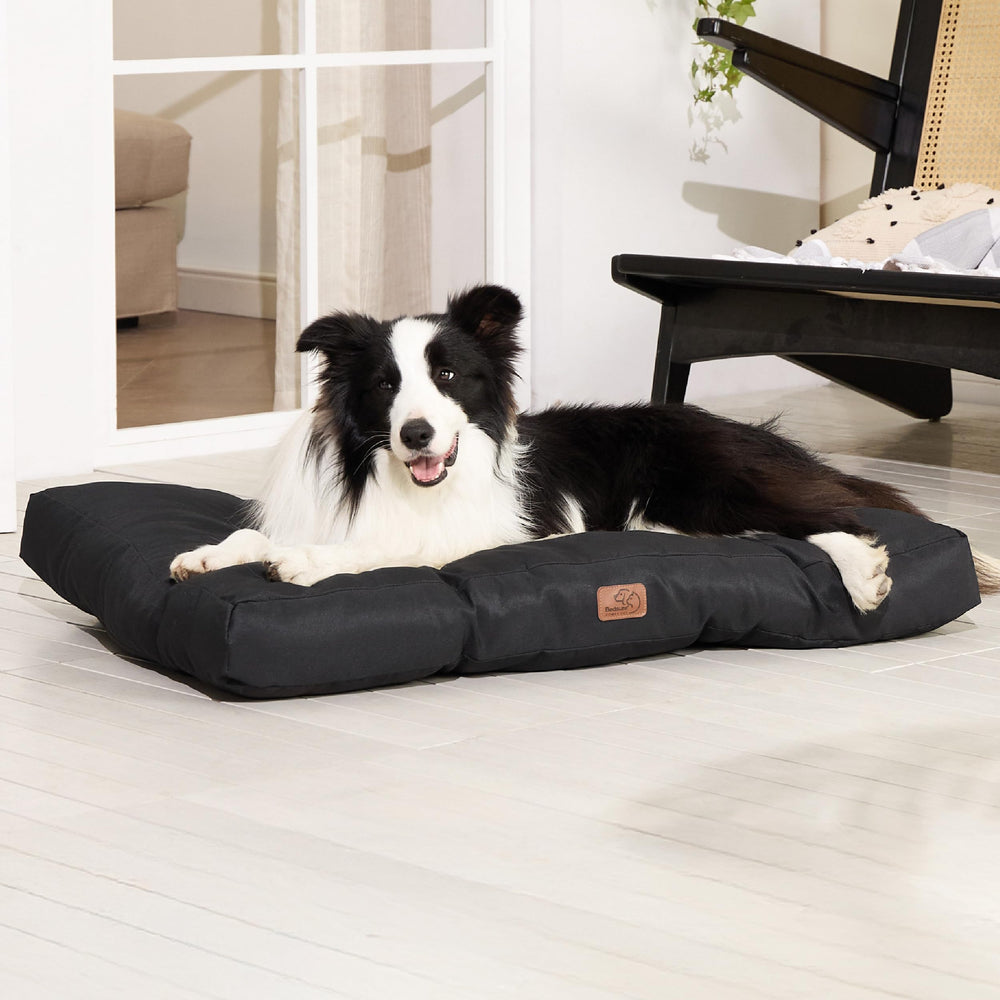 Bedsure three-size options fit small to large breeds and crates.