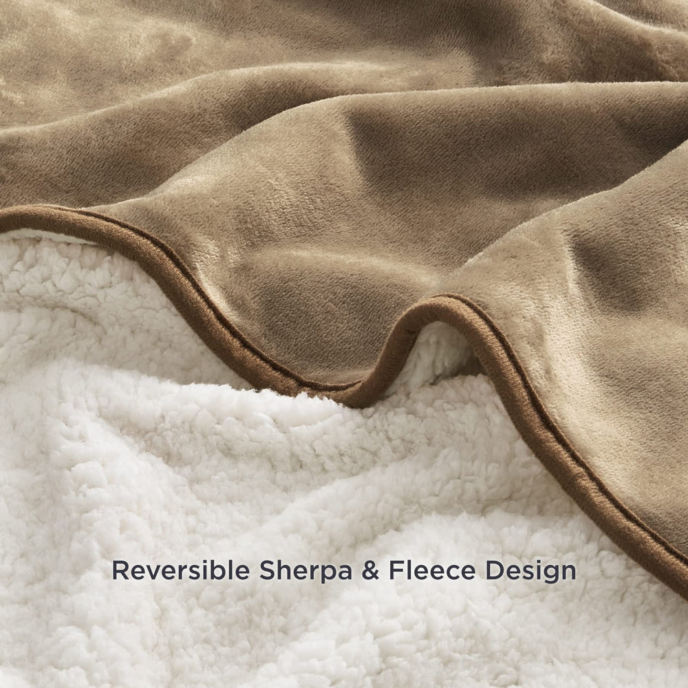 Bedsure dog blanket plush fibers give a soft, inviting touch