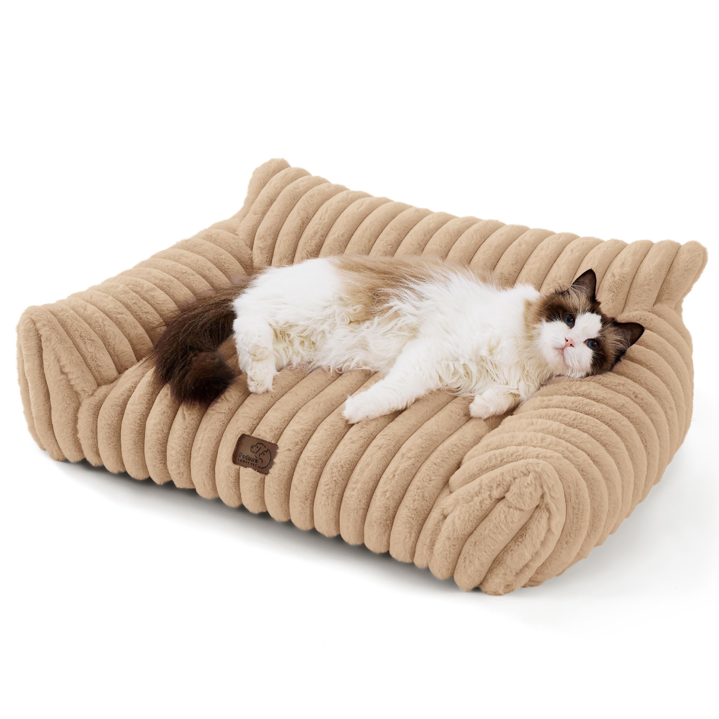 Bedsure faux fur warmth provides cuddly comfort for pets.