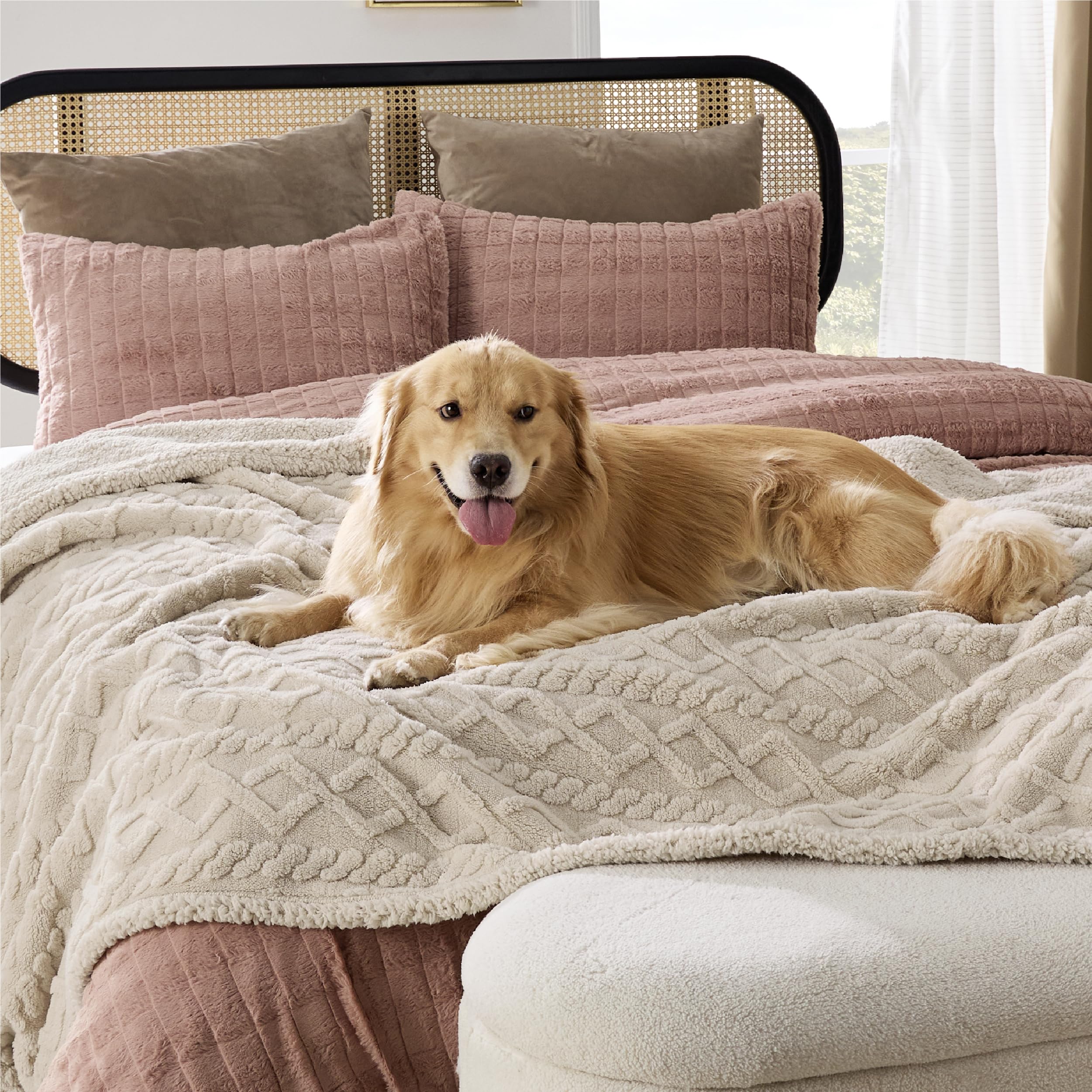 Bedsure furniture-protection design shields couches from hair and scratches