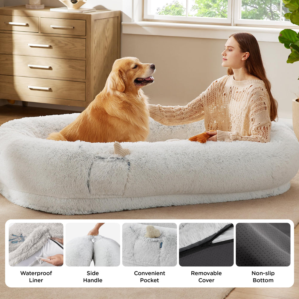 Bedsure removable machine-washable cover for easy cleaning and care.