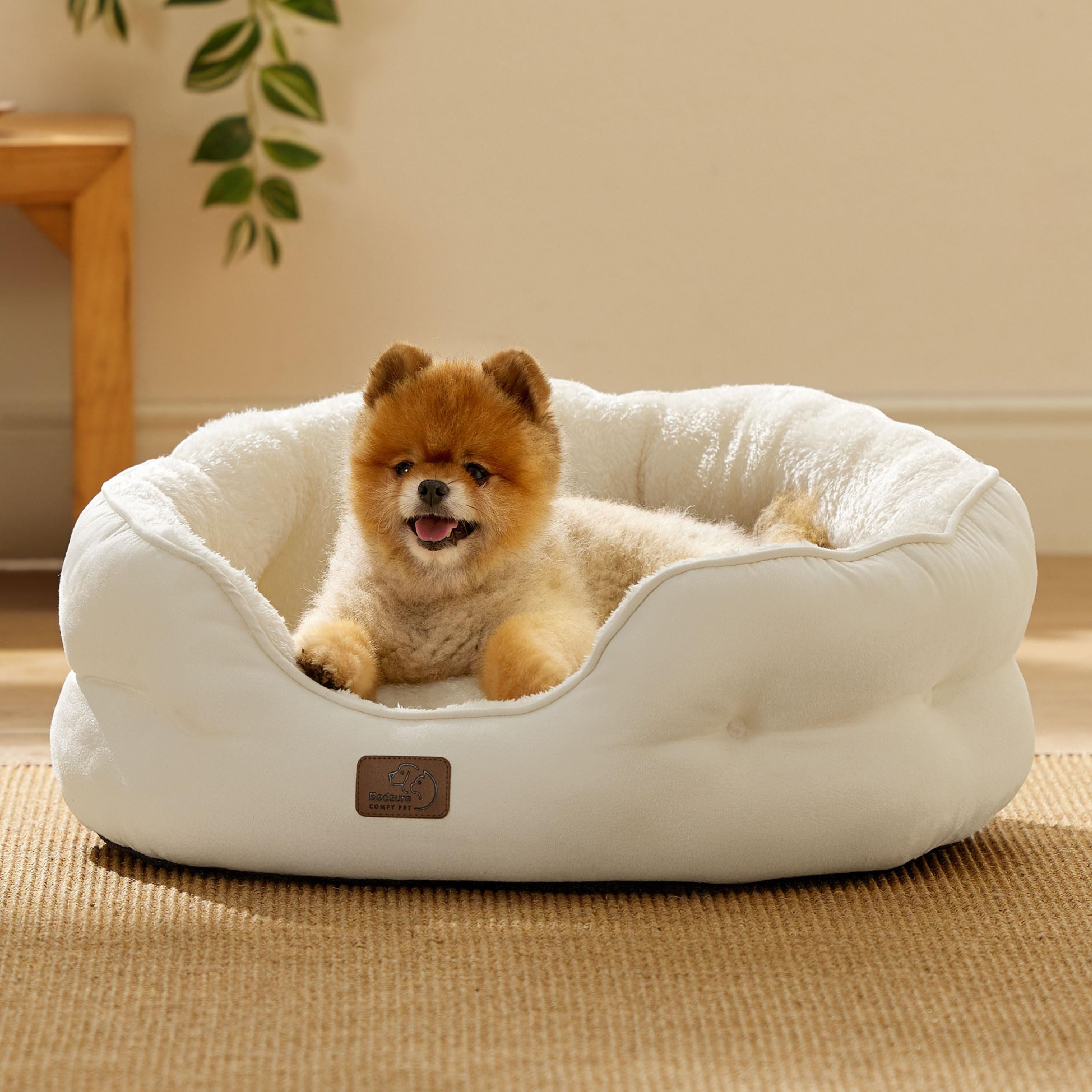 Bedsure pet bed 25in white closeup showcases durable fabric and secure base
