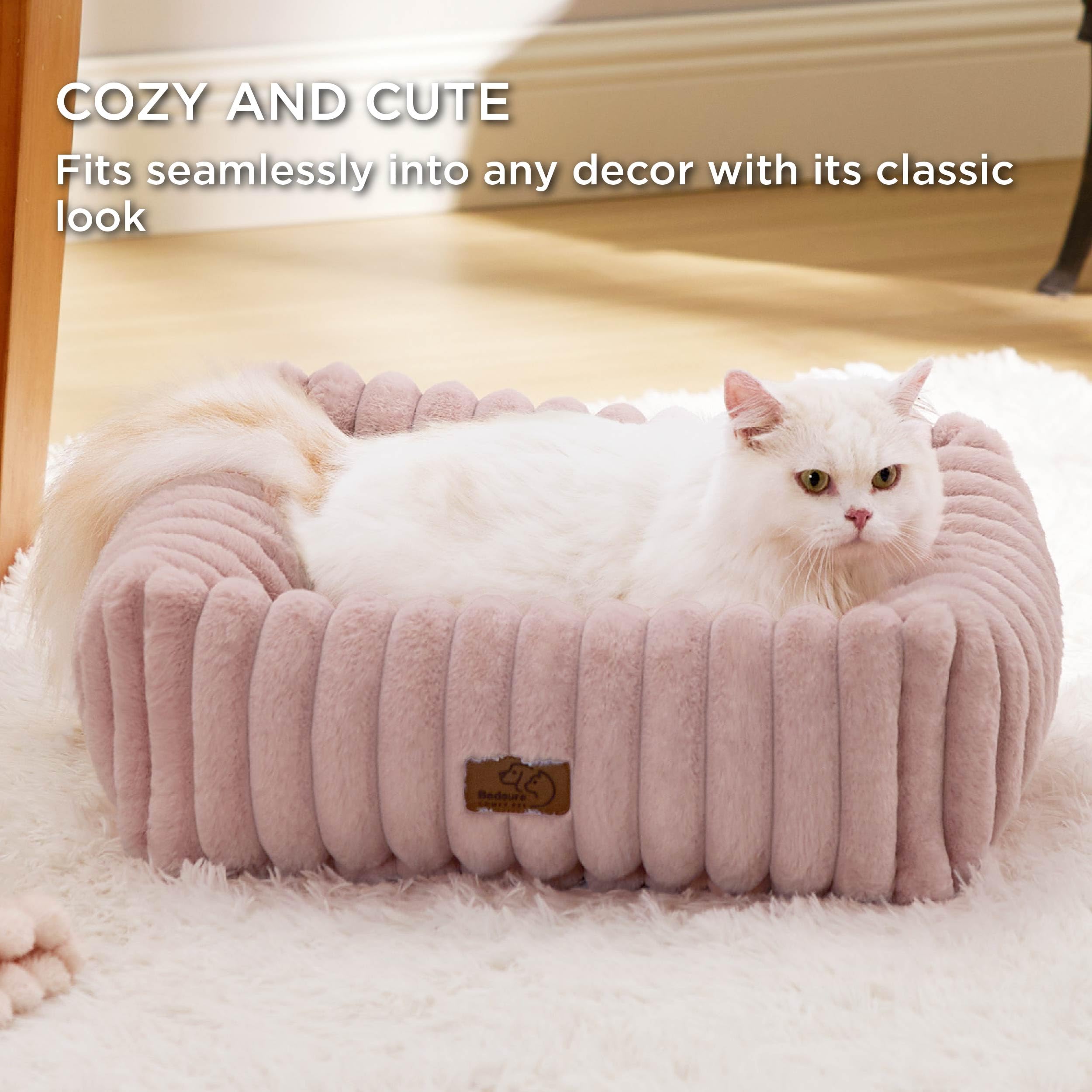 Bedsure removable washable cover simplifies cleaning and keeps the bed fresh.