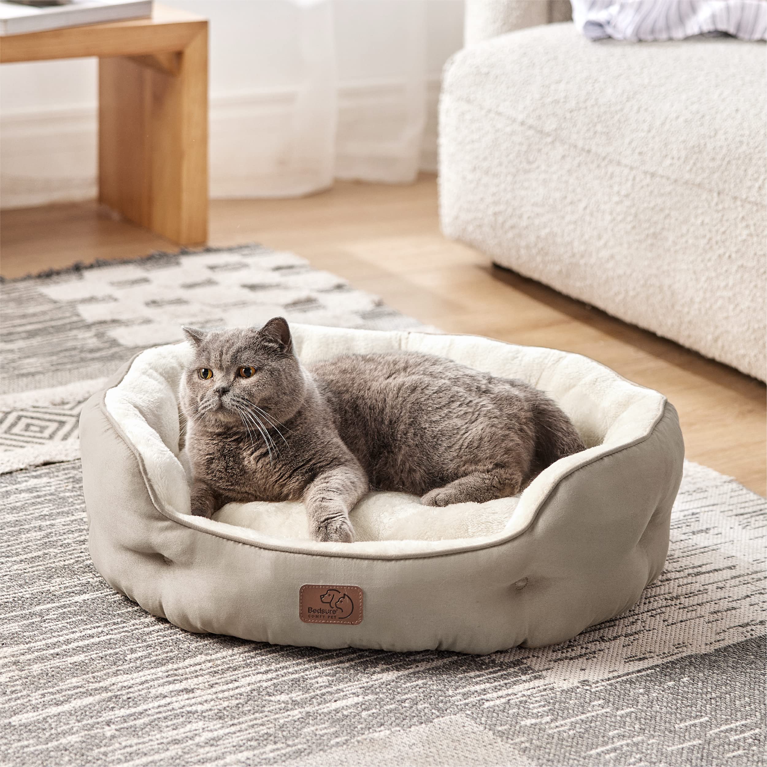 Bedsure round bolster design showcases secure, snuggly support