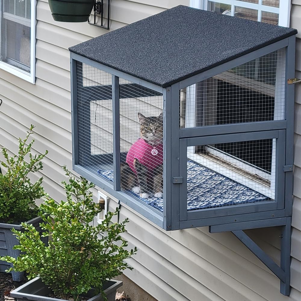 beeNbkks all-weather-use outdoor haven blends with home decor.