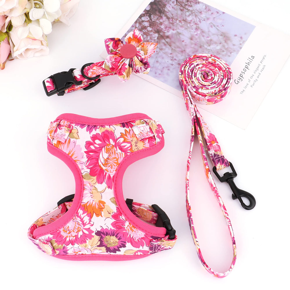 Beirui removable-flower-collar-strap-closeup—elastic flower attachment enables quick styling changes.