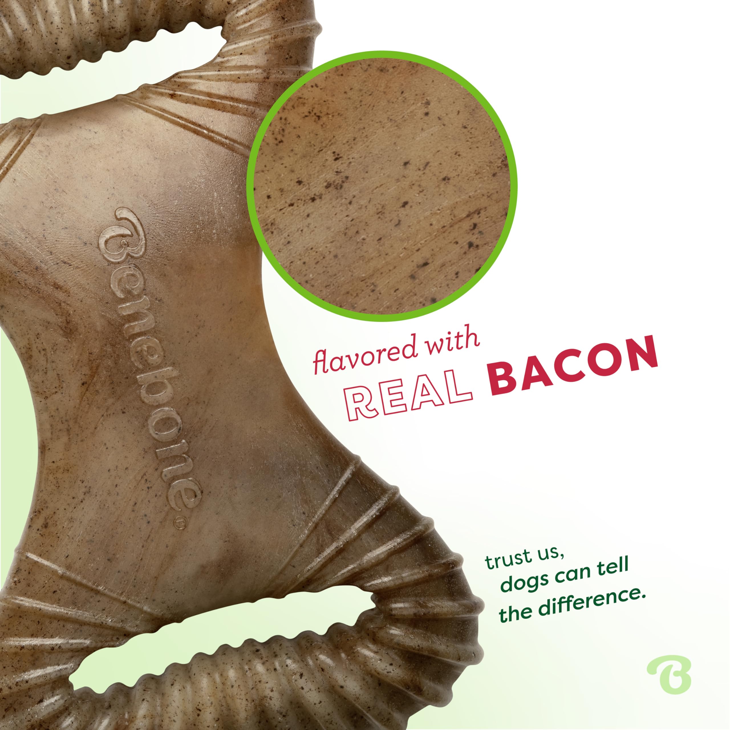 Benebone Dental Chew sabor bacon real para mayor palatabilidad durante juego.